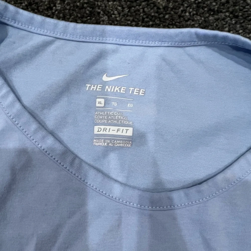 Nike Tanktop - Picture 3 of 3